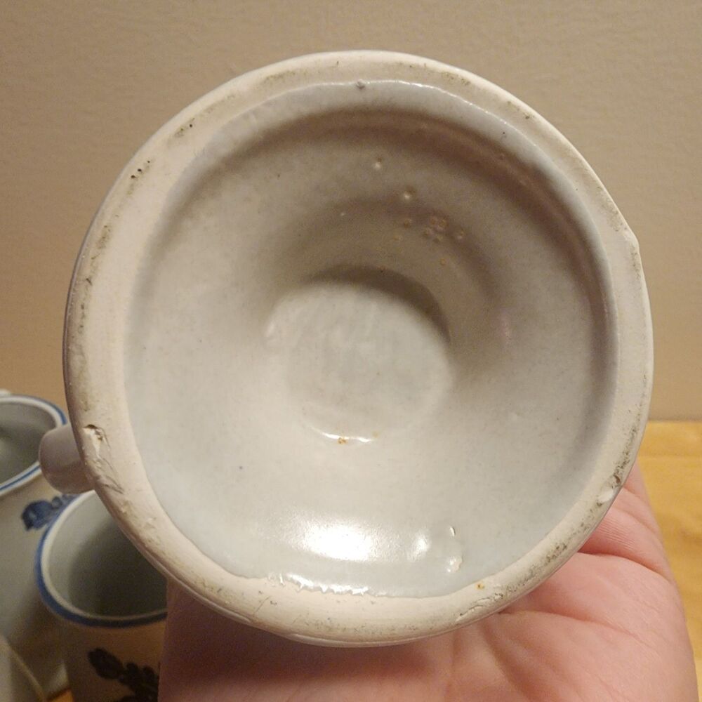 Vintage Pfaltzgraff Yorktowne village pedestal footed stoneware mugs USA 5 set - Picture 12 of 12